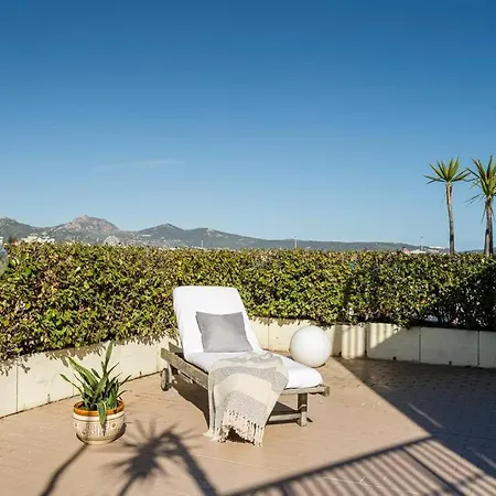 Appartamento Sunny Rooftop Loft With Gorgeous Views Of Olbia
