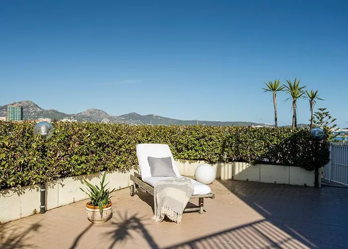 Appartamento Sunny Rooftop Loft With Gorgeous Views Of Olbia