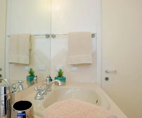 Sunny Rooftop Loft With Gorgeous Views Of * Olbia