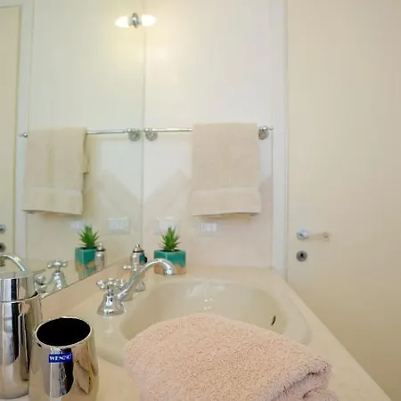 Sunny Rooftop Loft With Gorgeous Views Of * Olbia