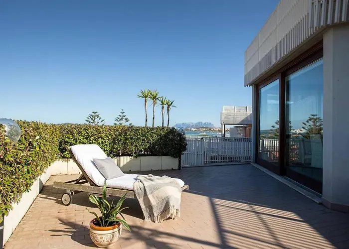 Sunny Rooftop Loft With Gorgeous Views Of Apartamento